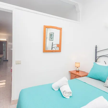 Lightbooking Junto A La Playa Canteras Las Palmas de Gran Canaria